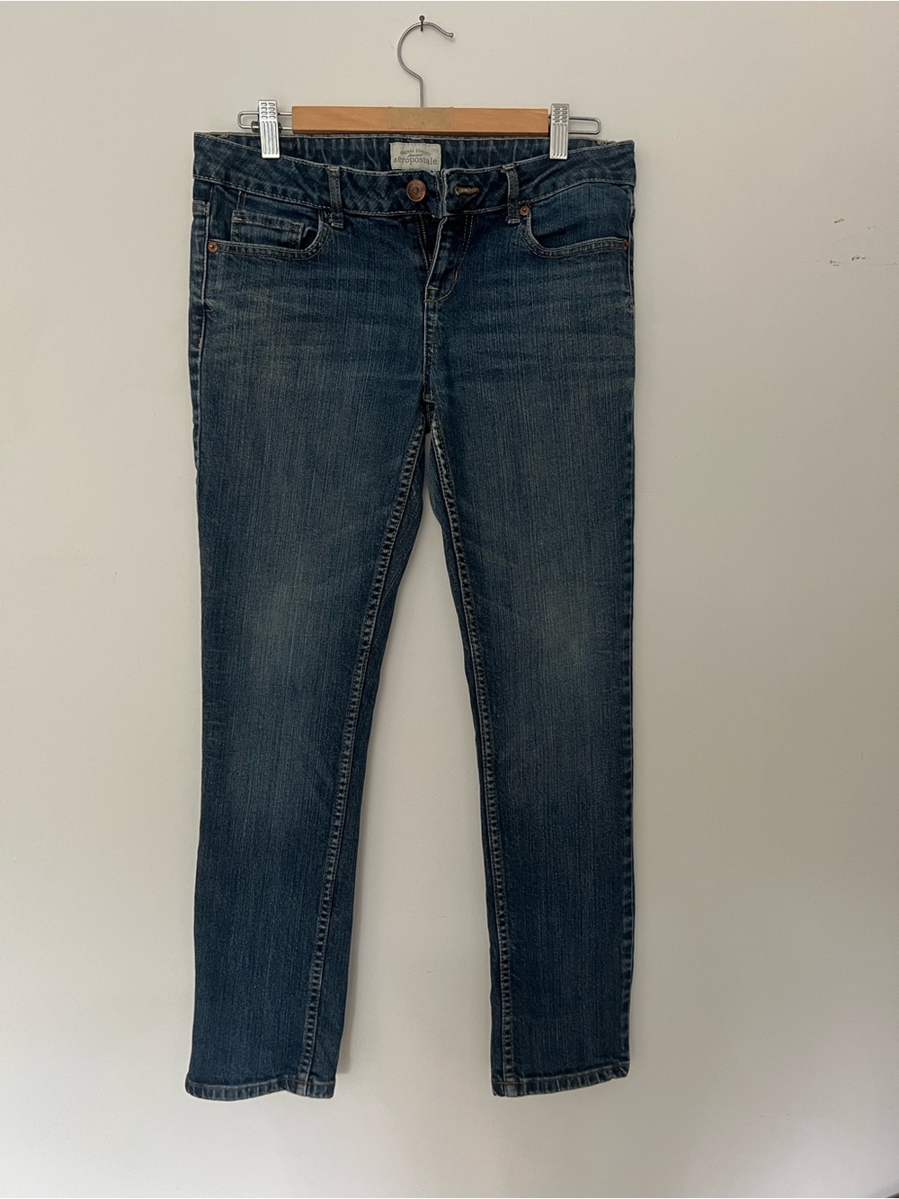 Aeropostale Classic Women's Light Blue Straight-Leg Jeans